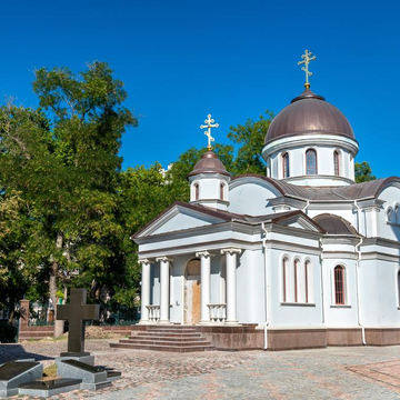 Автобусная экскурсия «К святому Луке» с посещением собора Троицы Живоначальной и часовни Святителя Луки