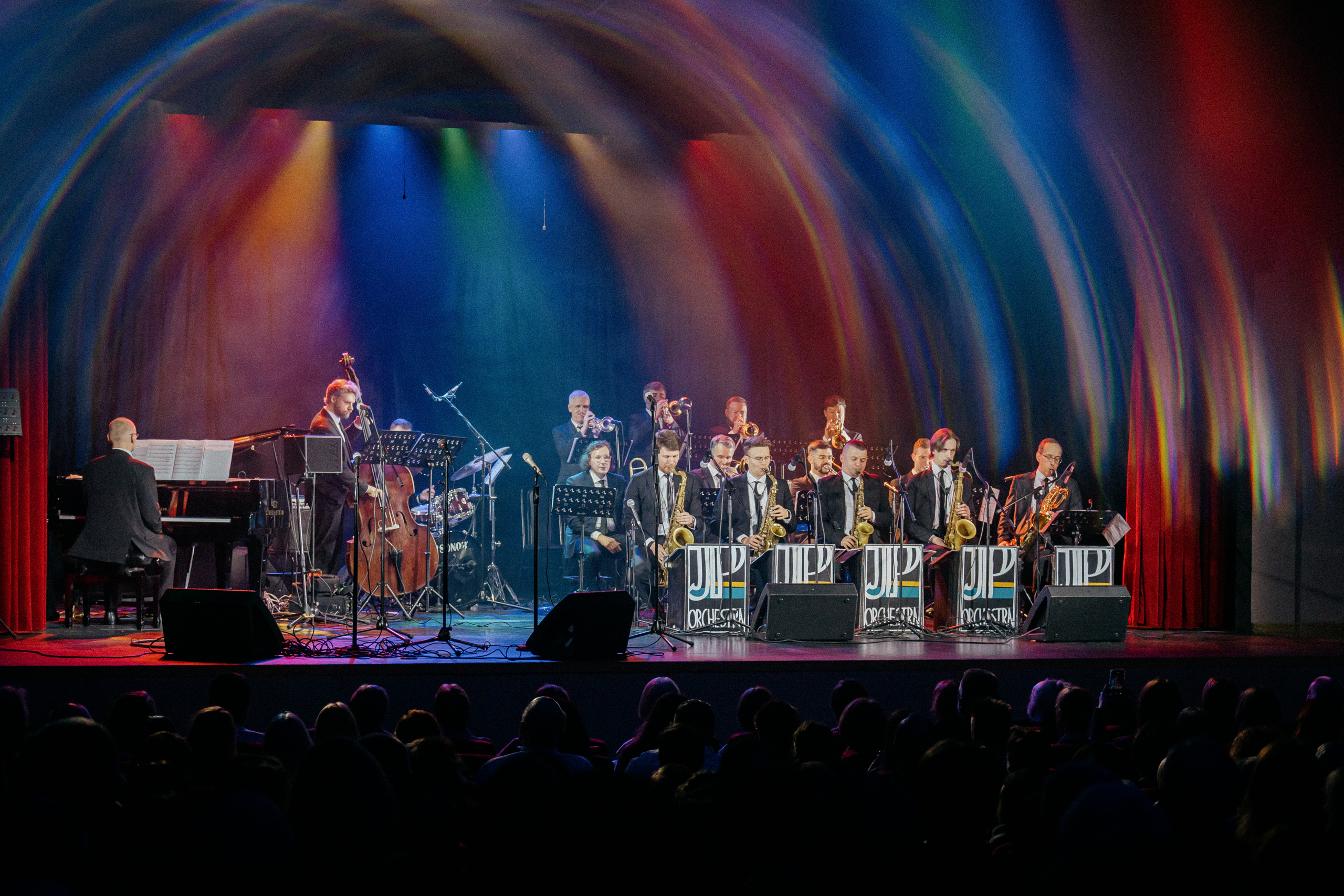 Концерт «Баскетбольная сюита. Оркестр Филармонии джазовой музыки» на Новой сцене Александринского театра