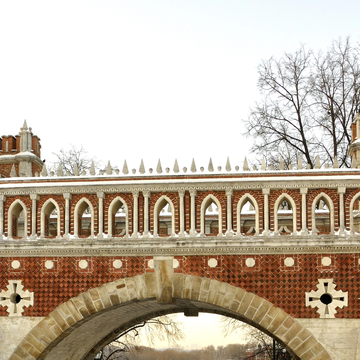 Аудиоэкскурсия «Царицыно: архитектурная прогулка по парку музея-заповедника»