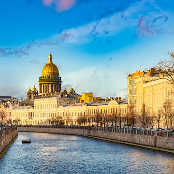Обзорная экскурсия по Петербургу с посещением колоннады Исаакиевского собора Обзорная экскурсия по Петербургу с посещением колоннады Исаакиевского собора со скидкой до 38%