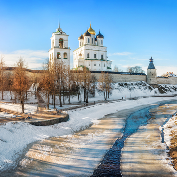 Аудиоэкскурсии по Пскову: пешеходные маршруты и музеи