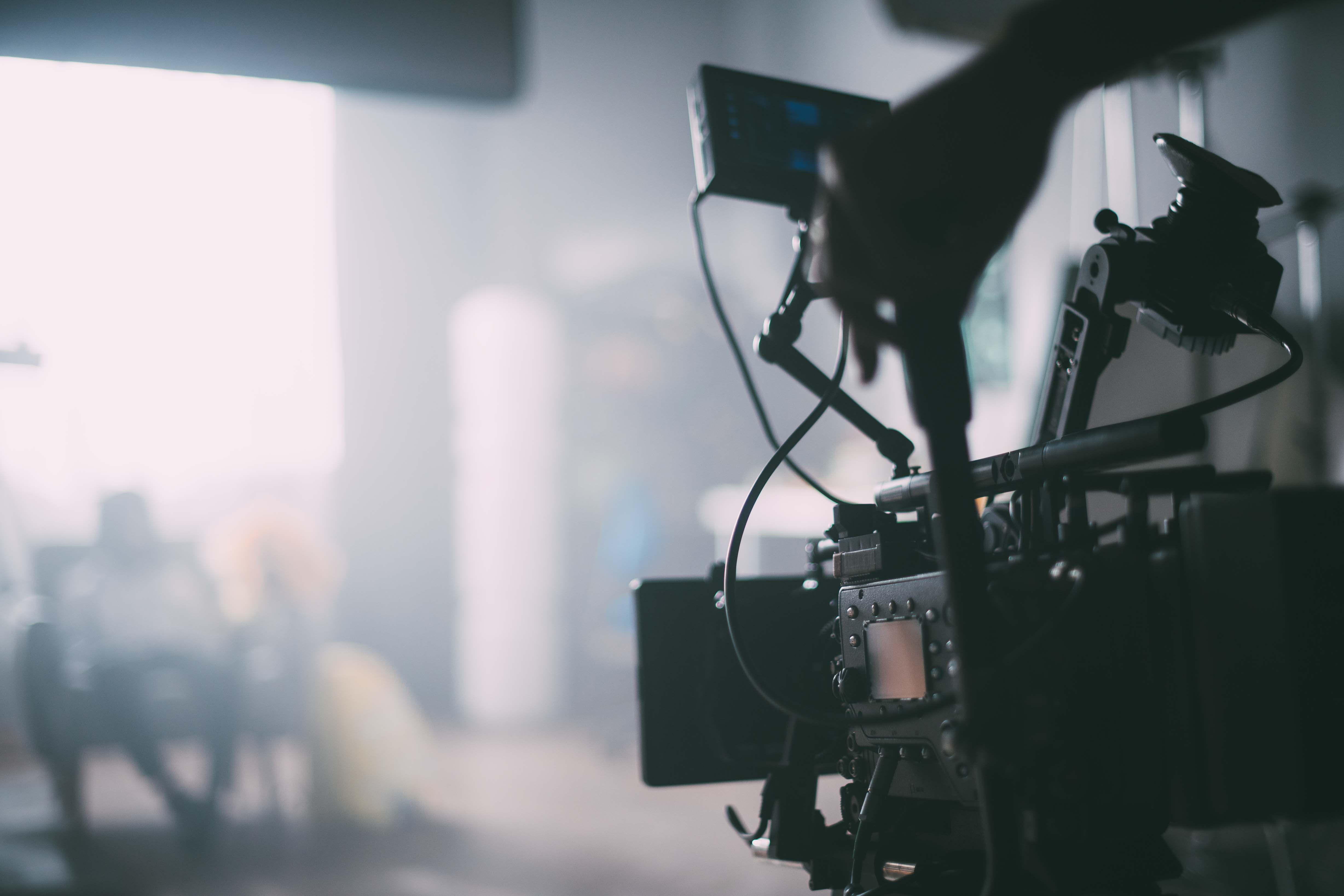 Спектакль «Интересное кино» в особняке Брюллова со скидкой 45%