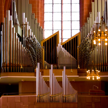 Органный концерт при свечах «Волшебные саундтреки и мировые хиты» со скидкой 30%