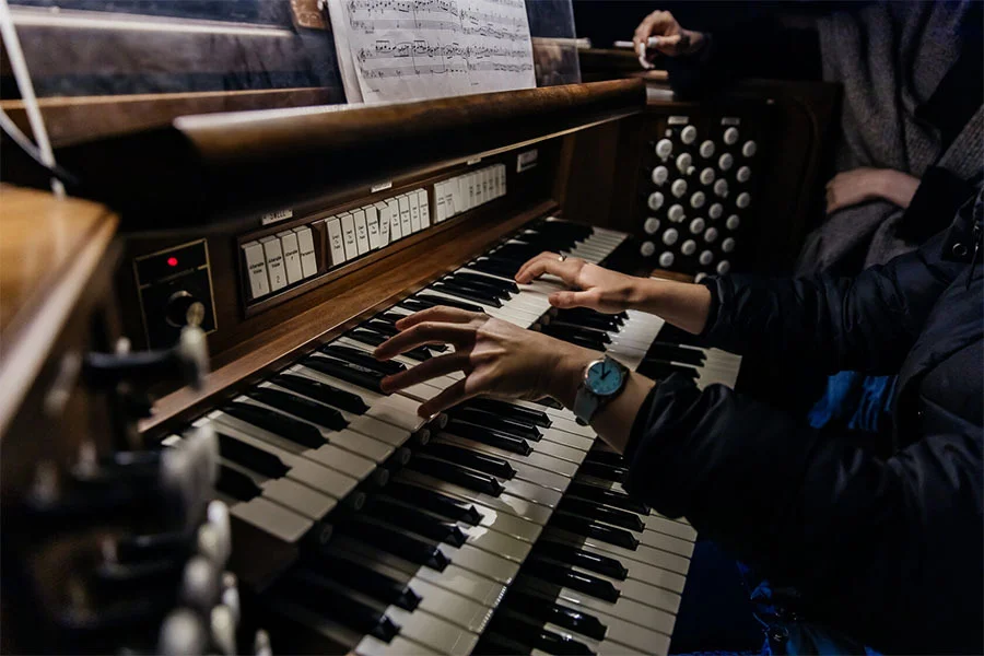 Органный концерт «Постный Бах» с медиапроекцией в Пушкинской кирхе со скидкой 20%