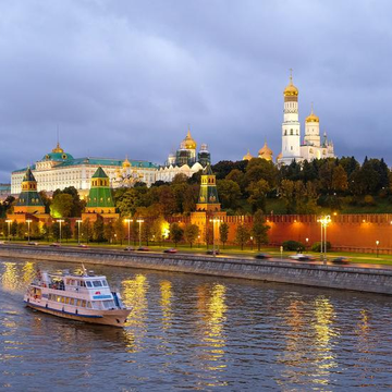 Речной круиз «Московская гранд-прогулка» на теплоходе с музыкальной программой и ужином Речной круиз «Московская гранд-прогулка» на теплоходе с музыкальной программой и ужином со скидкой 50%