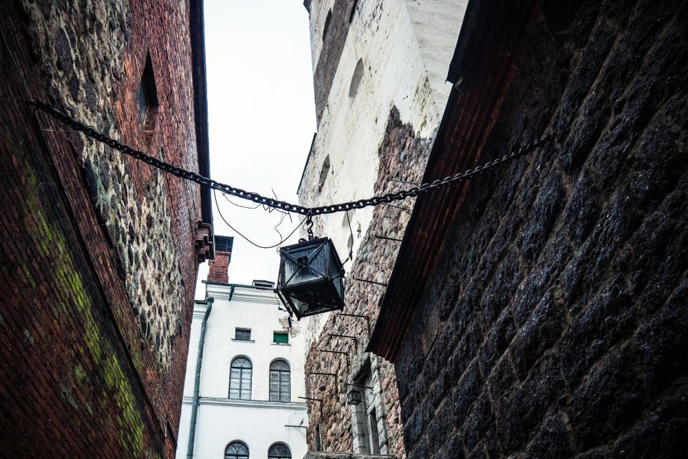 Интерактивная экскурсия с виртуальным гидом «Самый средневековый город России» со скидкой 50%