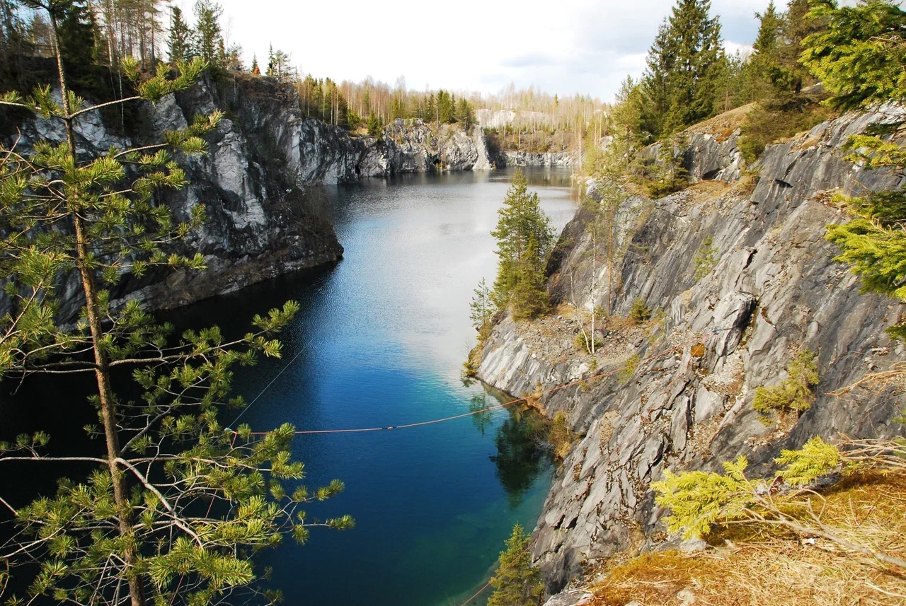 Экскурсия «Мраморное сердце Карелии: водопады и каньон Рускеала» Экскурсия «Мраморное сердце Карелии: водопады и каньон Рускеала» со скидкой 33%