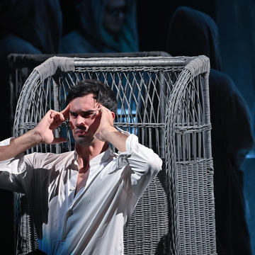 Спектакль «Литургия ZERO» в Александринском театре Спектакль «Литургия ZERO» в Александринском театре со скидкой до 20%