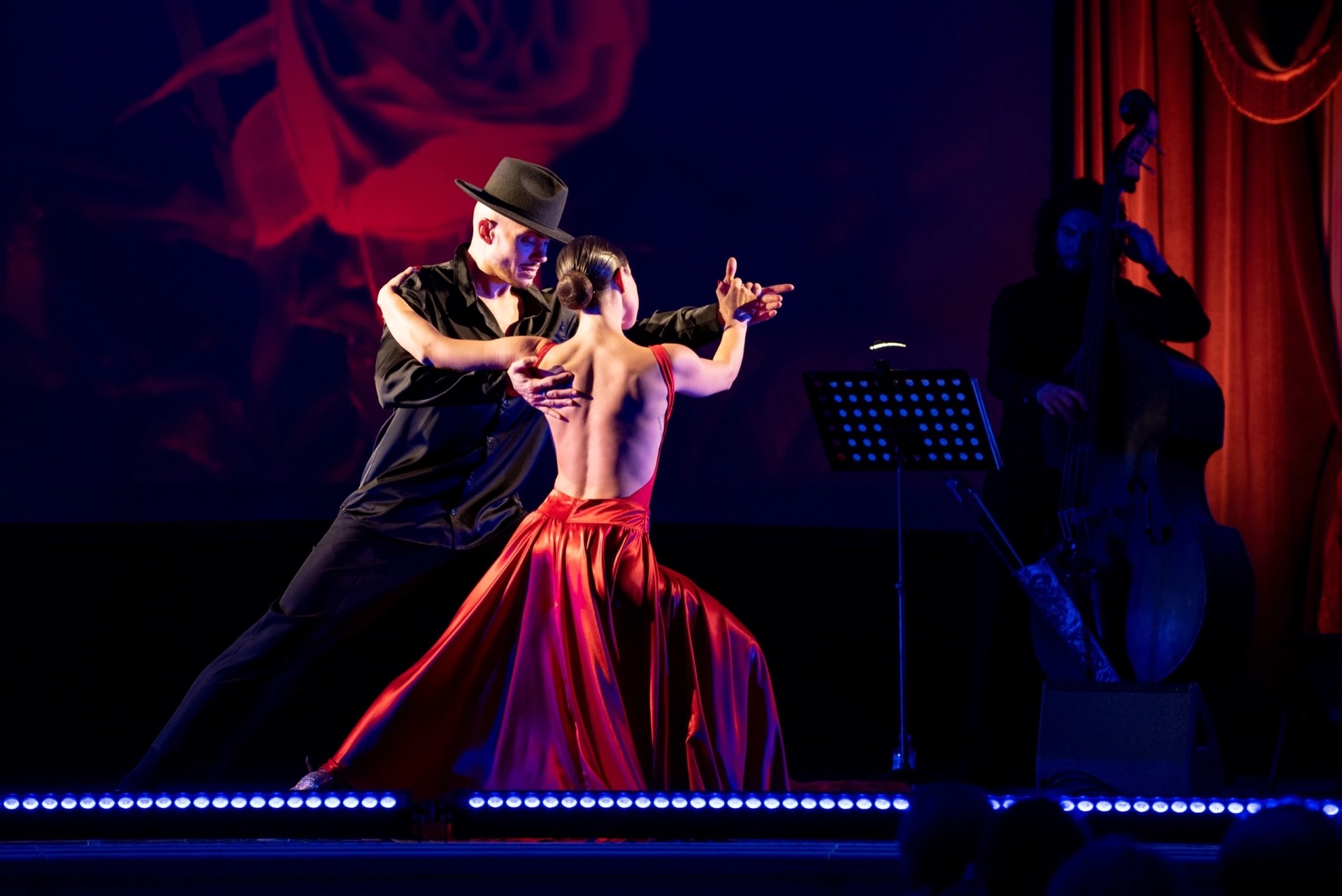 Музыкальный перформанс TANGO. AMORE во Дворце Белосельских-Белозерских со скидкой 35%