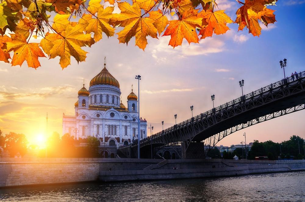 Планы на выходные: романтичные загородные прогулки, литературный день Переделкино, выставка об Алексее Щусеве