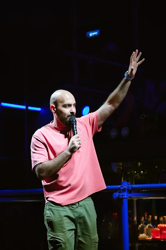 Стендап-концерт Эда Авдали и Автандила Гиоргибиани в клубе Stand Up Brothers со скидкой 35%