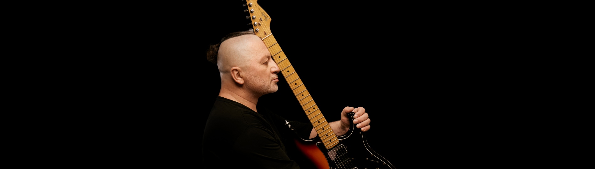 Концертное шоу «Легенда». Вадим Самойлов с хитами группы «Агата Кристи»