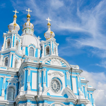 Экскурсия «Небо на земле. Ансамбль Смольного монастыря» со скидкой 35%