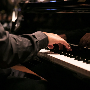 Моноспектакль «Ещё одну сказку, о, Шехеразада!» Моноспектакль «Ещё одну сказку, о, Шехеразада!» со скидкой 30%