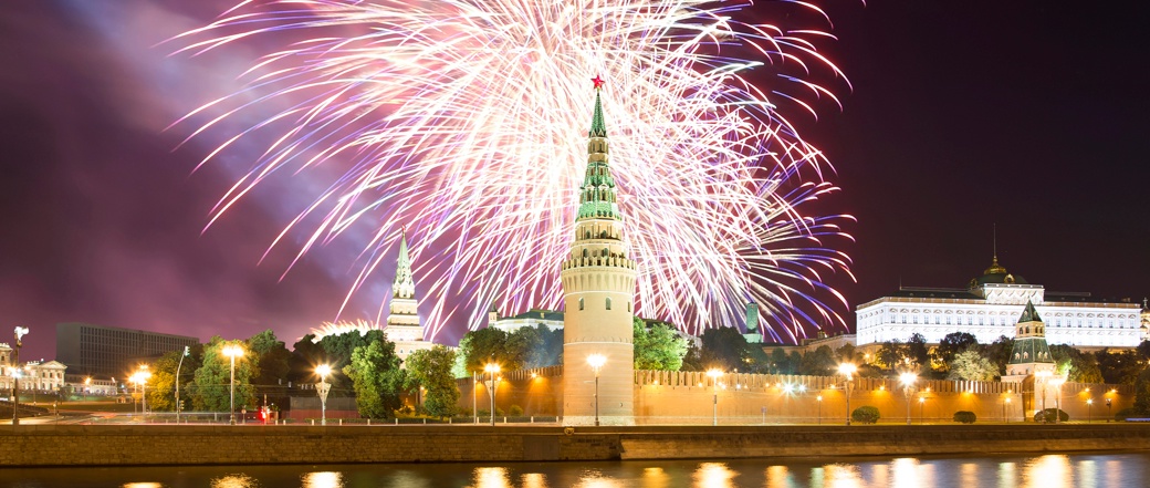 День города с просмотром городского салюта на теплоходе «Столица-1» День города с просмотром городского салюта на теплоходе «Столица-1»