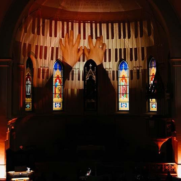 Концерт при свечах «Рок-баллады. Орган, рояль, саксофон» со скидкой 40%