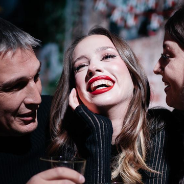 Комедийное шоу «Острые язычки» Комедийное шоу «Острые язычки» со скидкой 50%