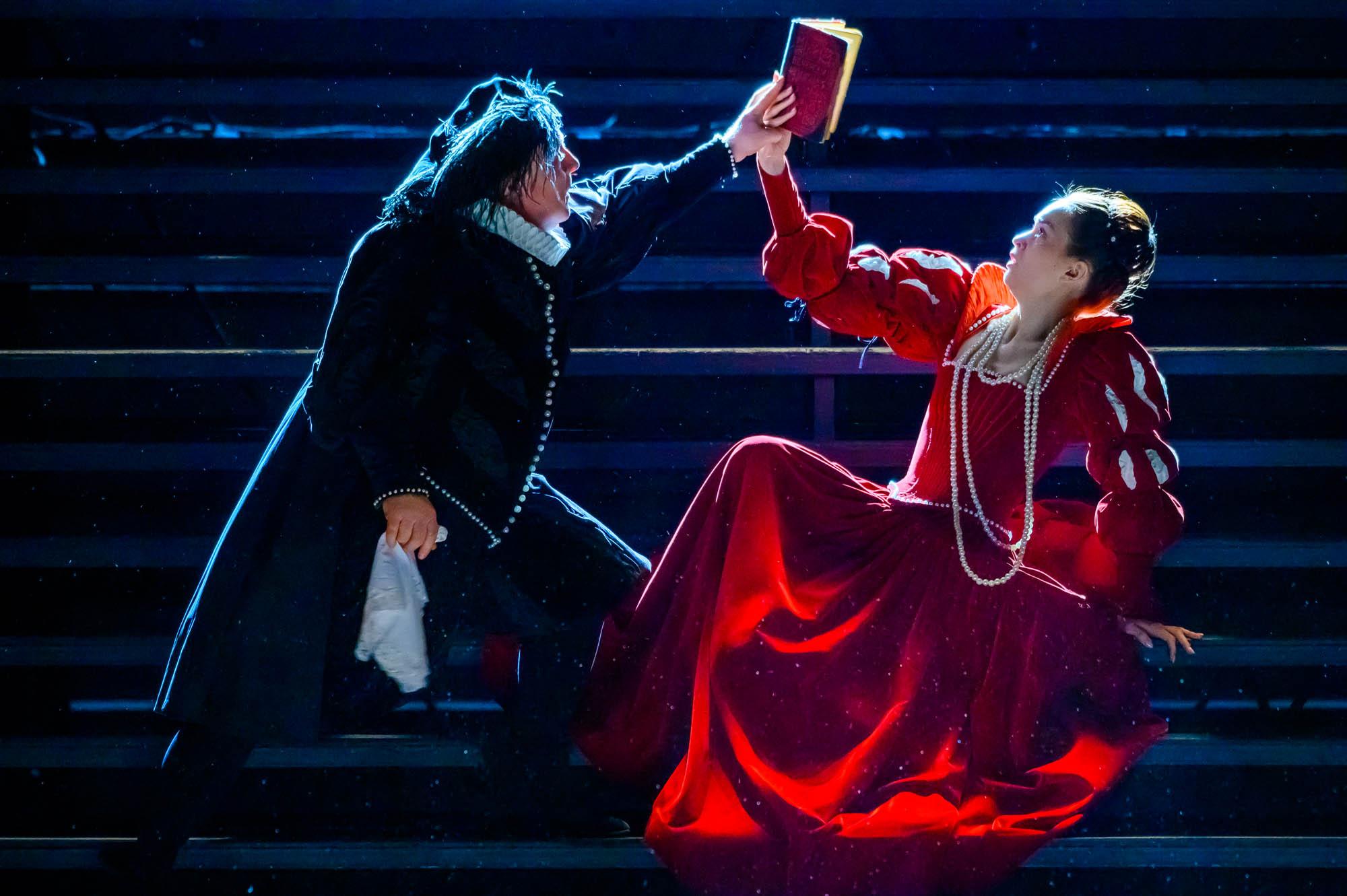 Александринский театр: билеты от 350 ₽ на Фокина и Богомолова