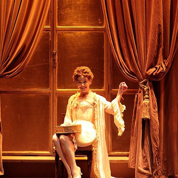 Спектакль «Живой товар» в Театре им. В. Ф. Комиссаржевской Спектакль «Живой товар» в Театре им. В. Ф. Комиссаржевской