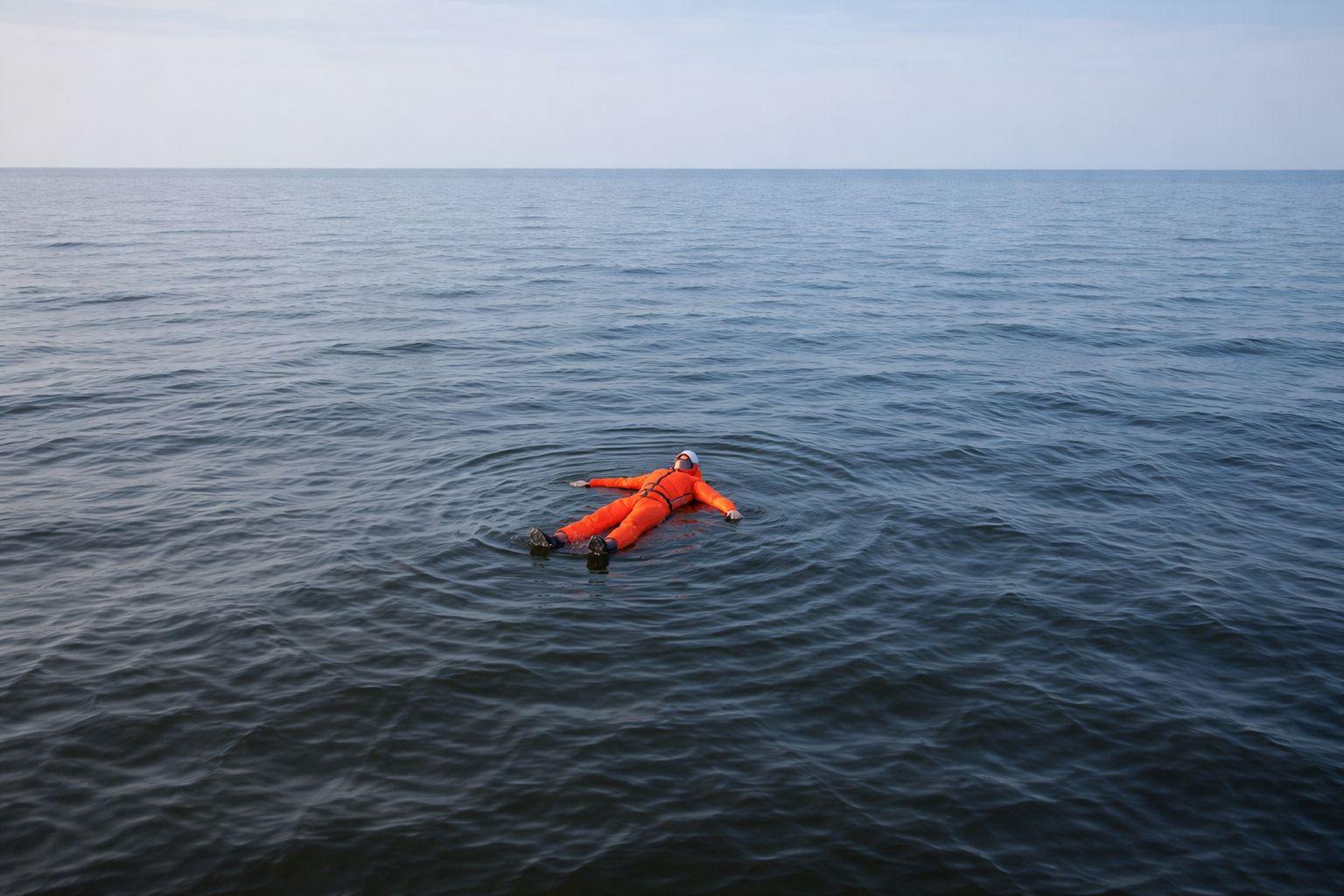 Айс-купание в Балтийском море в гидрокостюмах: цены, билеты