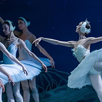 Балет «Лебединое озеро» в Эрмитажном театре со скидкой 30%
