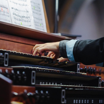 Концерт «Рок-хиты на органе при свечах» Концерт «Рок-хиты на органе при свечах» со скидкой 30%