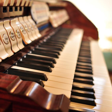 Концерт «Орган и саксофон при свечах» со скидкой 30%