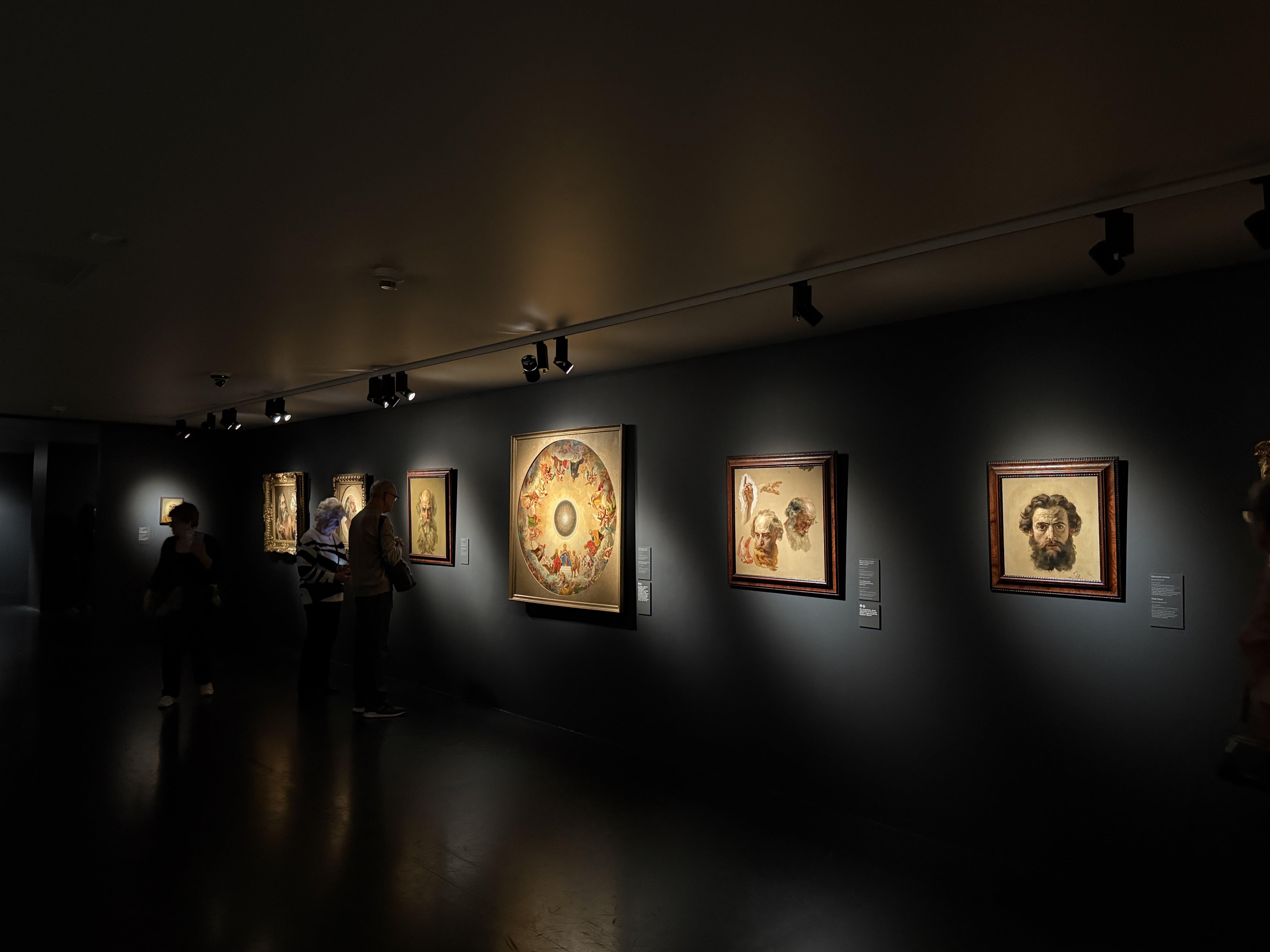 Бесплатно в музеи Москвы: куда сходить 10–16 ноября 2025