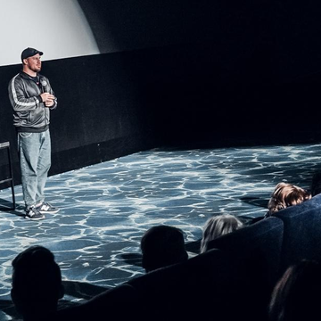 Концерт «Большой Stand Up» в кинотеатрах Санкт-Петербурга Концерт «Большой Stand Up» в кинотеатрах Санкт-Петербурга со скидкой 30%