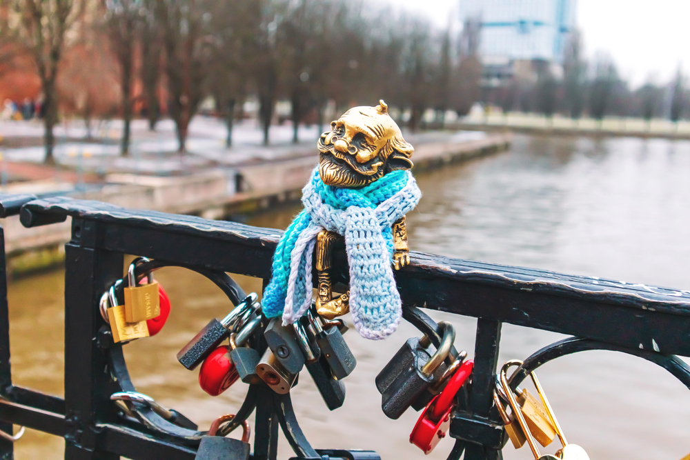 Обзорная экскурсия по Калининграду с посещением мастерской Хомлинов Обзорная экскурсия по Калининграду с посещением мастерской Хомлинов со скидкой 25%