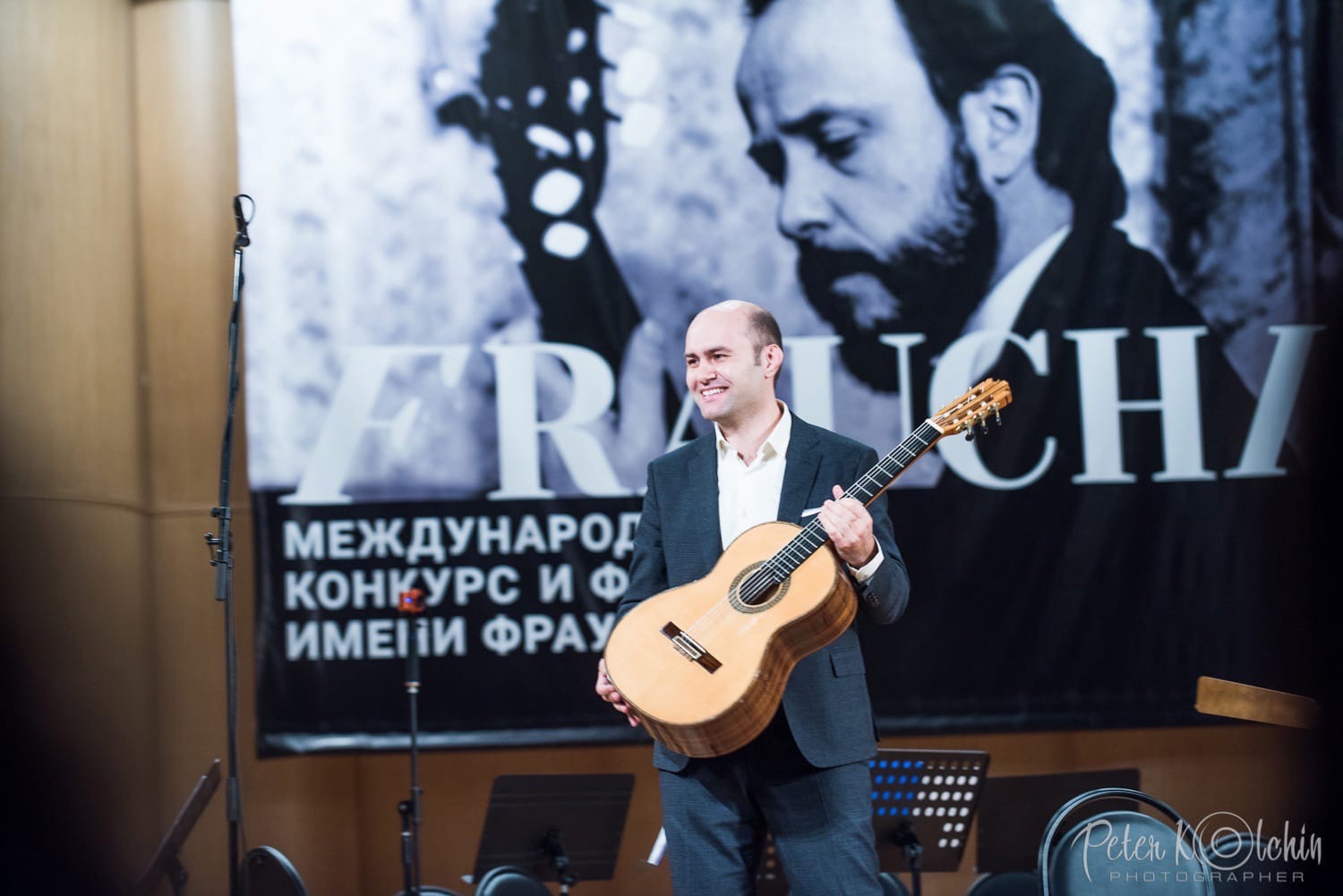 Концерт Ровшана Мамедкулиева «Наедине с гитарой» со скидкой 30%