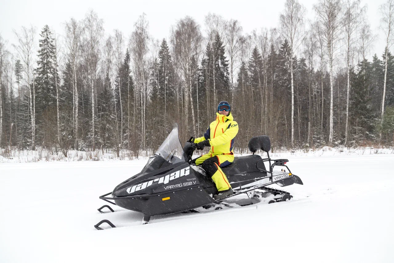 Экскурсия на снегоходах в Карелии