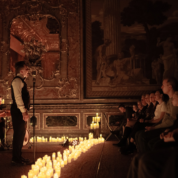 Концерт «Магия свечей. Рождественский джаз: Frank Sinatra» в особняке Половцова с экскурсией со скидкой 30%