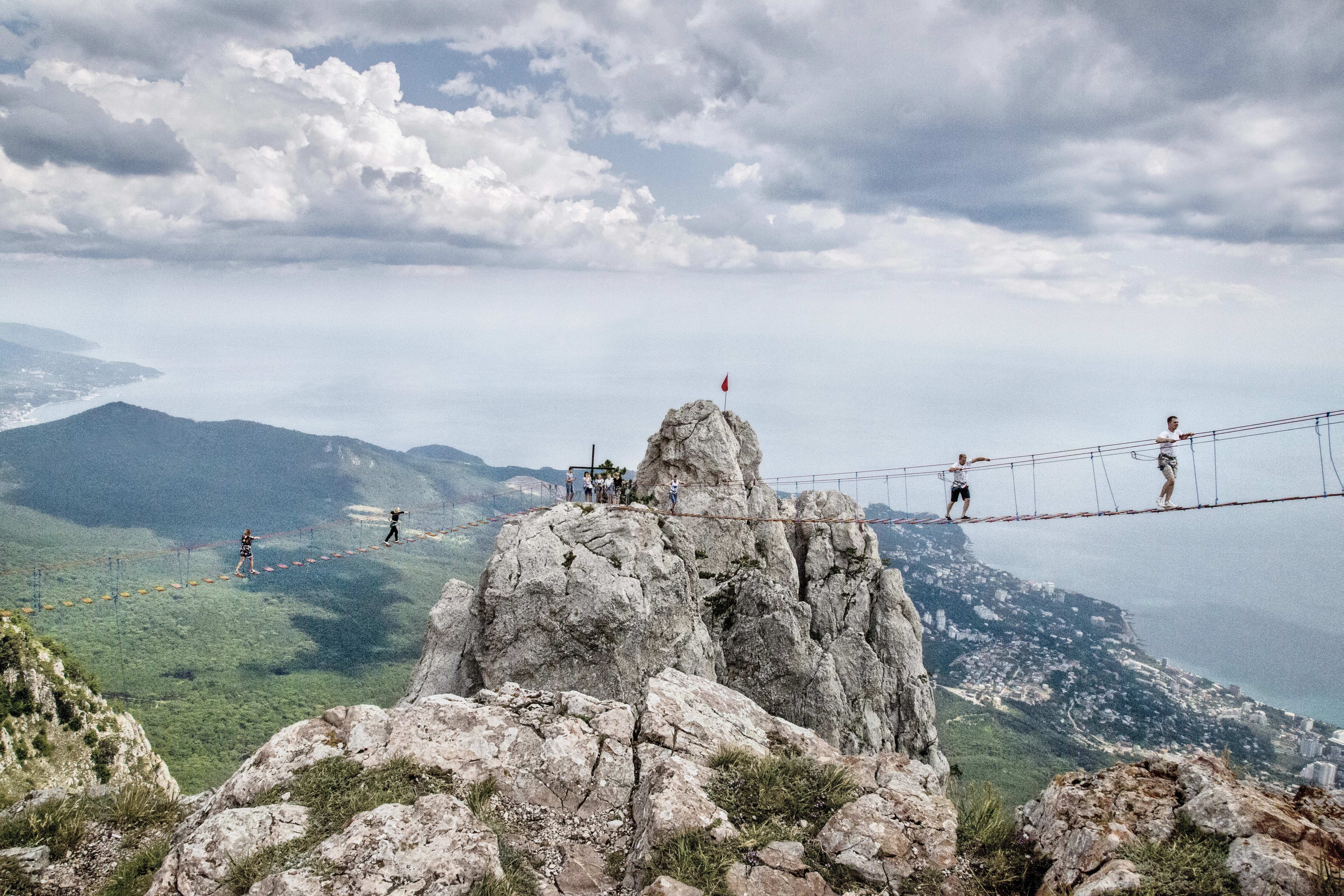 Автобусно-пешеходная экскурсия «Путешествие по Ай-Петри»