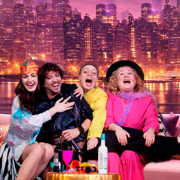 Иммерсивный музыкальный спектакль «Секс в большом городе по-русски» со скидкой 20%