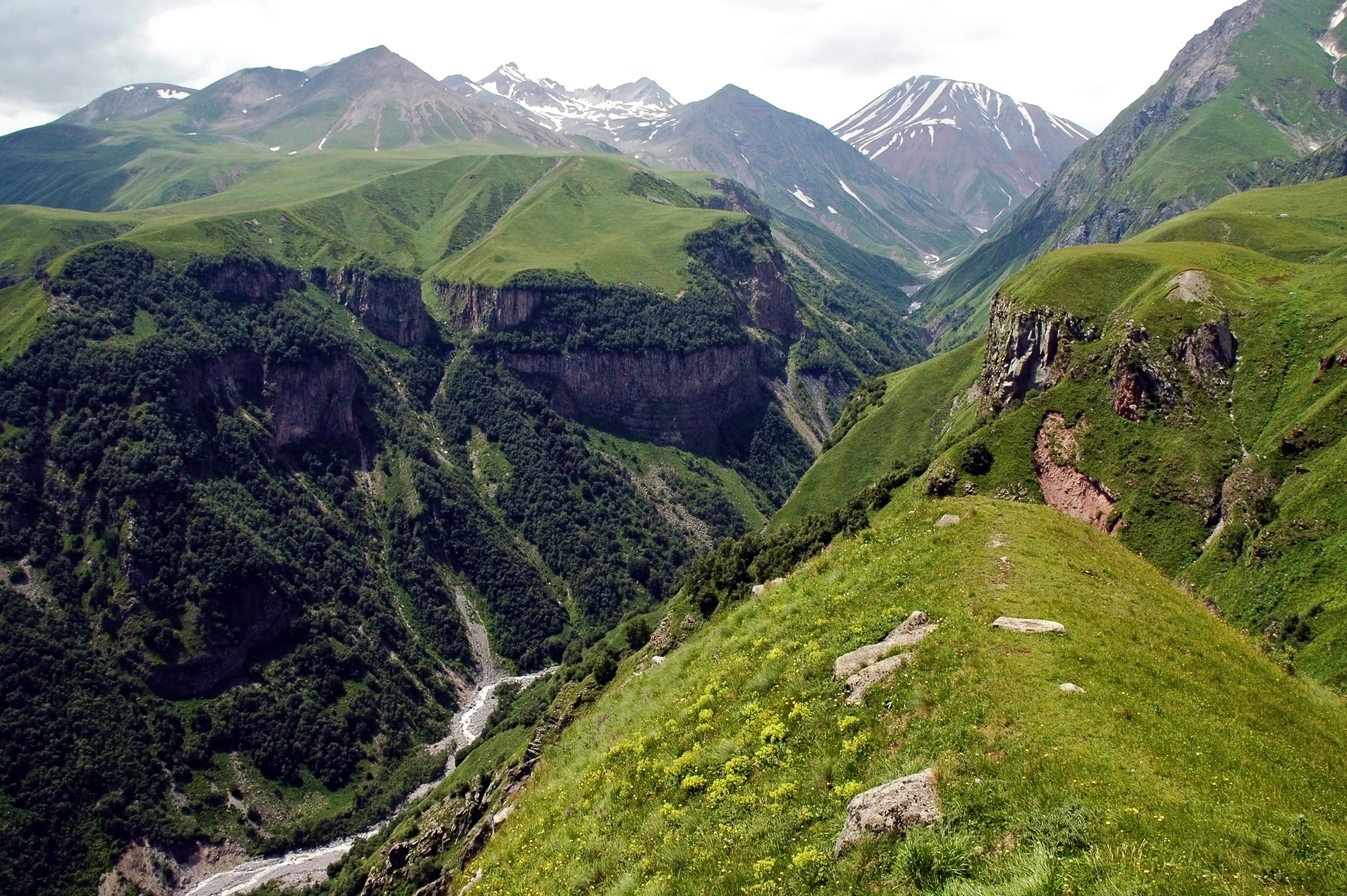 Экскурсия «Дарьяльское ущелье: Ворота Кавказа»