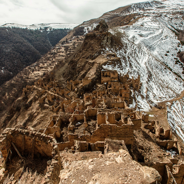 Экскурсия «Аул-призрак Гамсутль и подземный водопад» с обедом