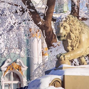 Автобусная экскурсия «Парадный Петербург» с посещением Музея Фаберже со скидкой 35%