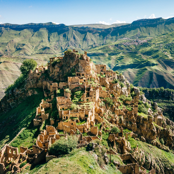 Автобусная экскурсия «Аул Гамсутль и Салтинский водопад» Автобусная экскурсия «Аул Гамсутль и Салтинский водопад»