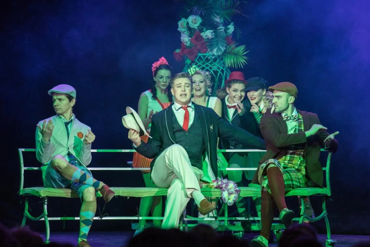 Спектакль «Здравствуйте, я ваша тётя!» Спектакль «Здравствуйте, я ваша тётя!» со скидкой 30%