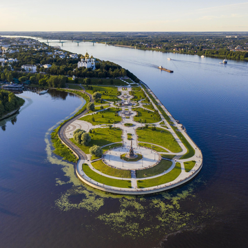 Речные прогулки по Волге в Ярославле