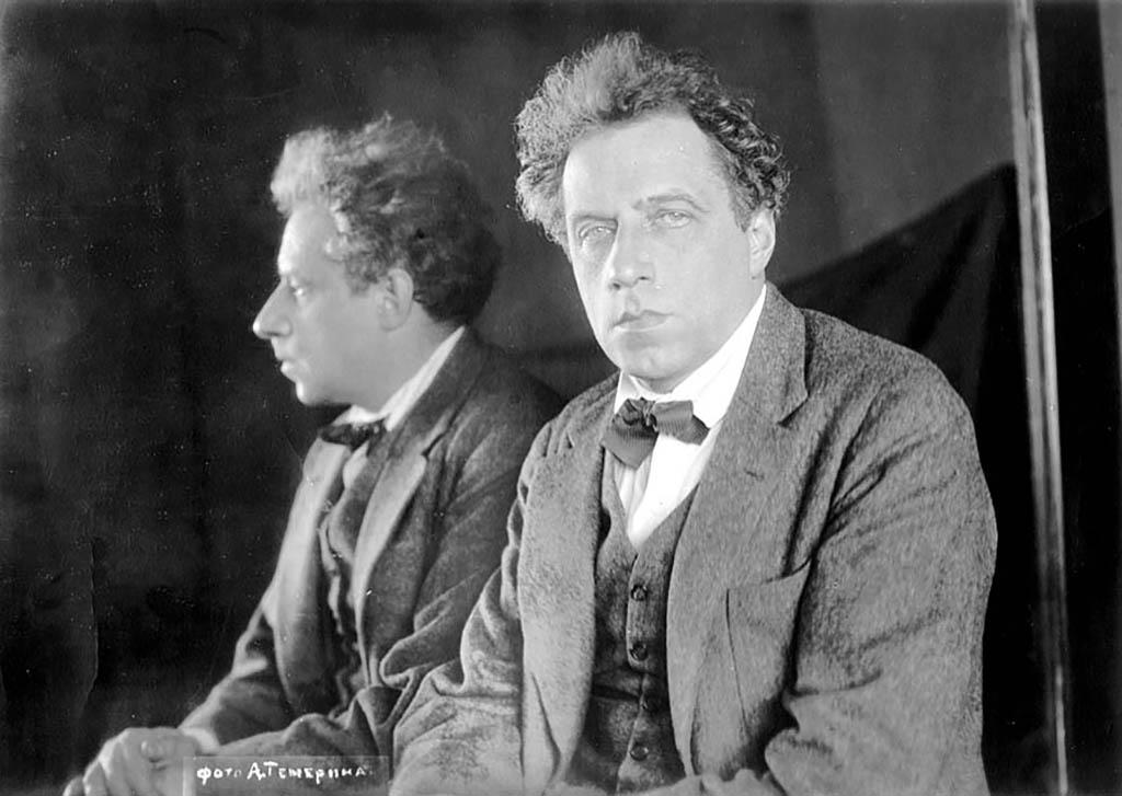 Как в Петербурге зародились экспериментальные спектакли и что стало с театром после революции